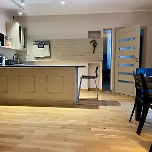 Grafitowy Laser Apartament